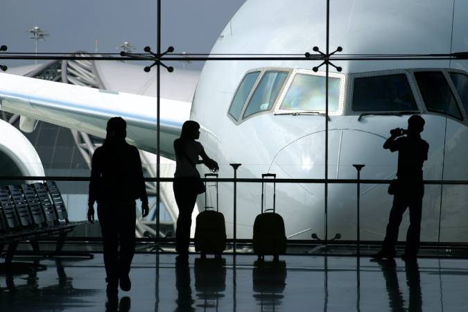 What to look for while choosing an airport transfer company?