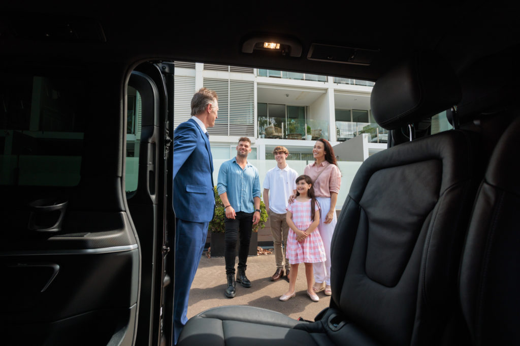 Luxury Minibuses - Hughes