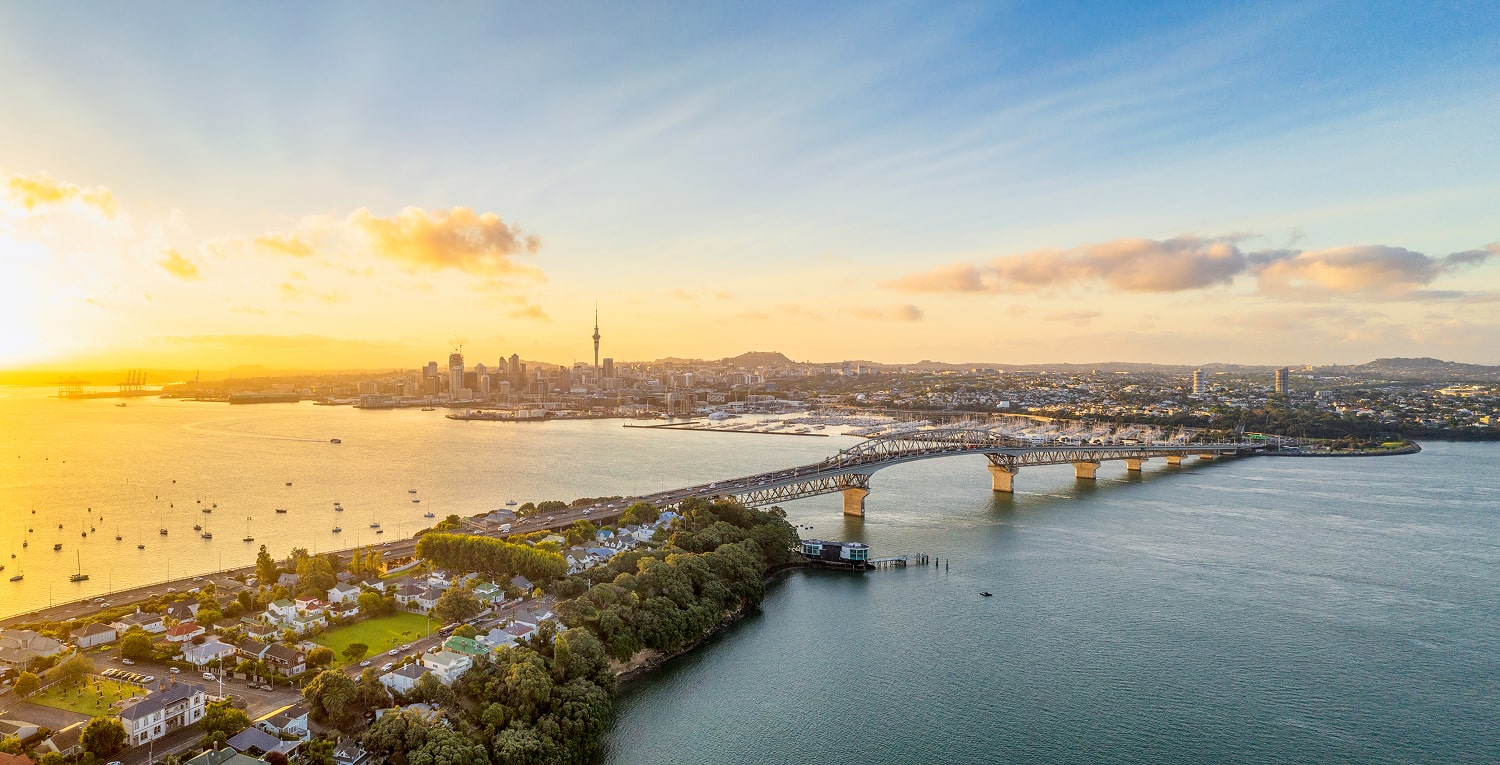 Auckland aerial view - Hughes airport transfer